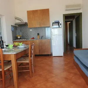 Apartament Gf Li Seddi, Badesi